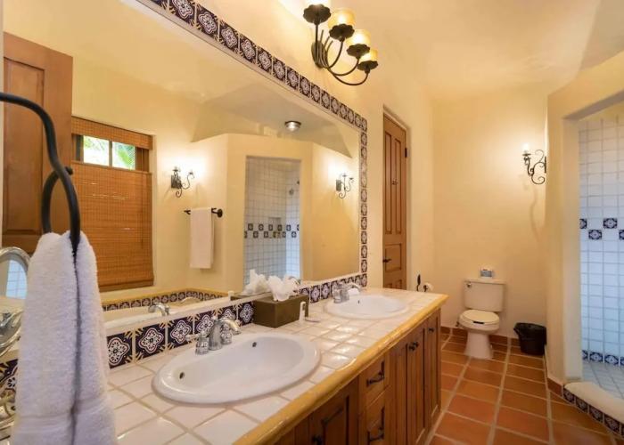 Casa De La Alegria 3BR by Casago