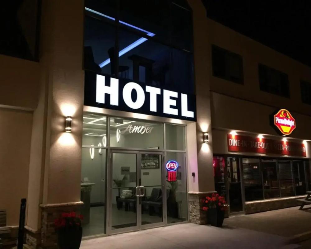 Amber Hotel