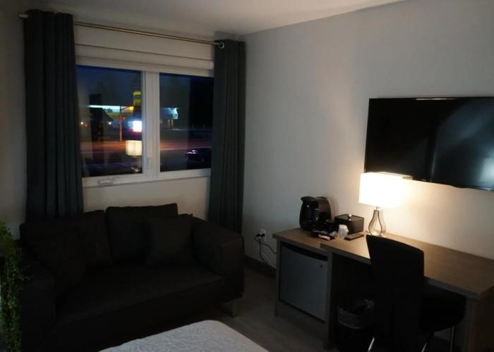 Amber Hotel