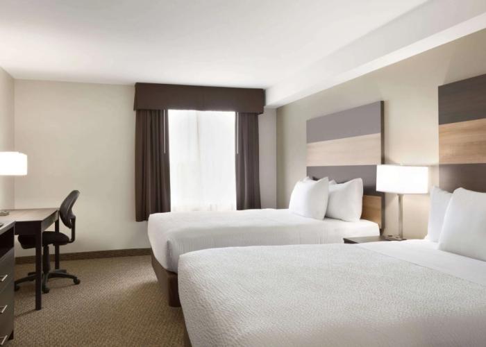 Days Inn & Suites by Wyndham Lindsay
