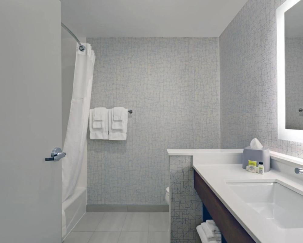 фото Holiday Inn Express & Suites Port Elgin by IHG