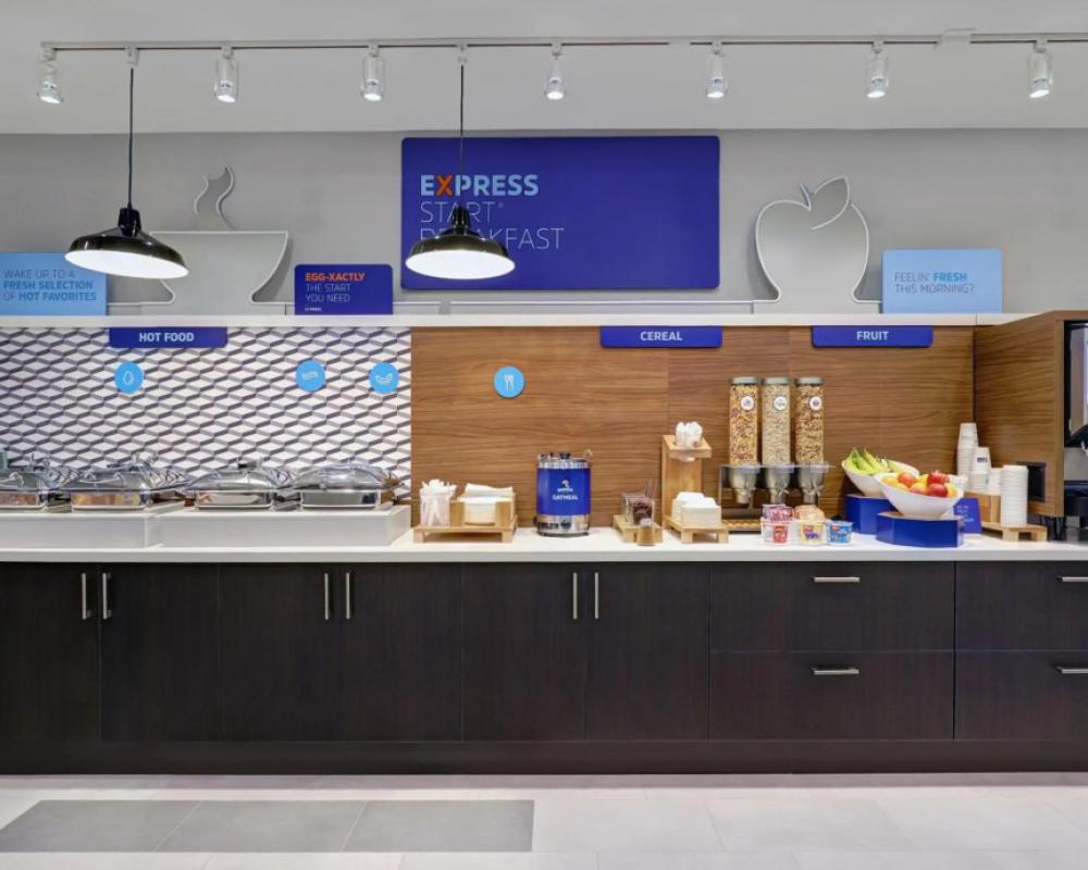 фото Holiday Inn Express & Suites Port Elgin by IHG