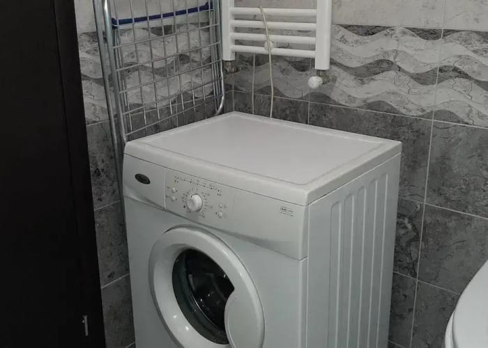 2 Bed-aircon-free Parking-city Centre