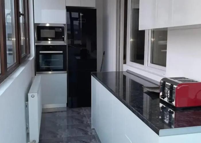 2 Bed-aircon-free Parking-city Centre