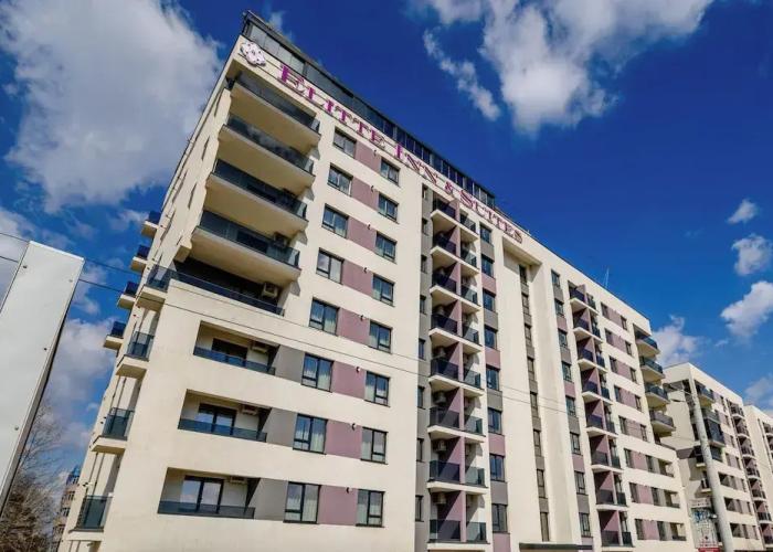 Elitte Inn & Suites