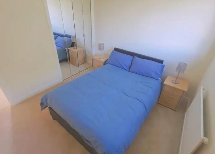 Bright and Spacious Holiday Home in Bradley Stoke