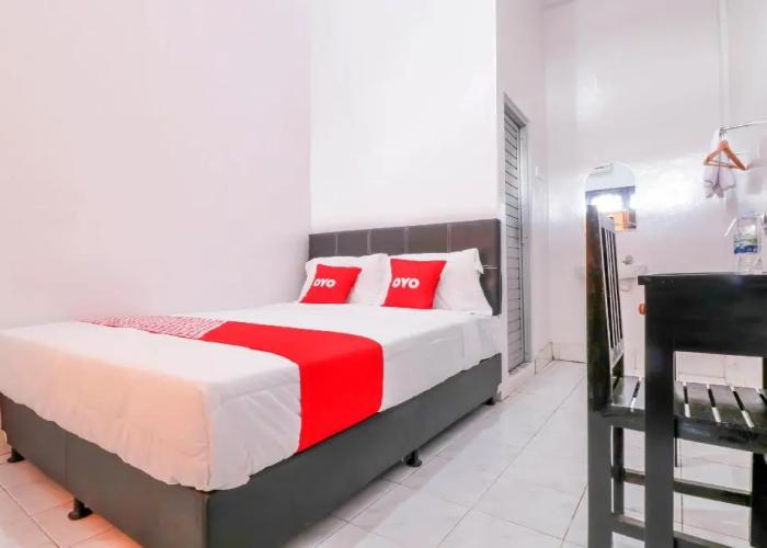 SUPER OYO 1356 Gusti Residence