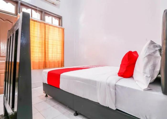 SUPER OYO 1356 Gusti Residence