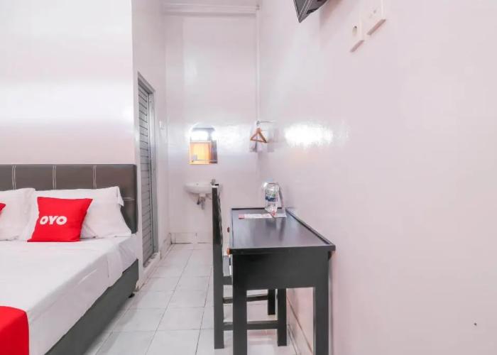SUPER OYO 1356 Gusti Residence