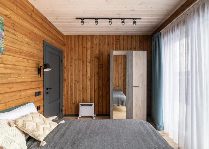 Zeleny Lug Private house