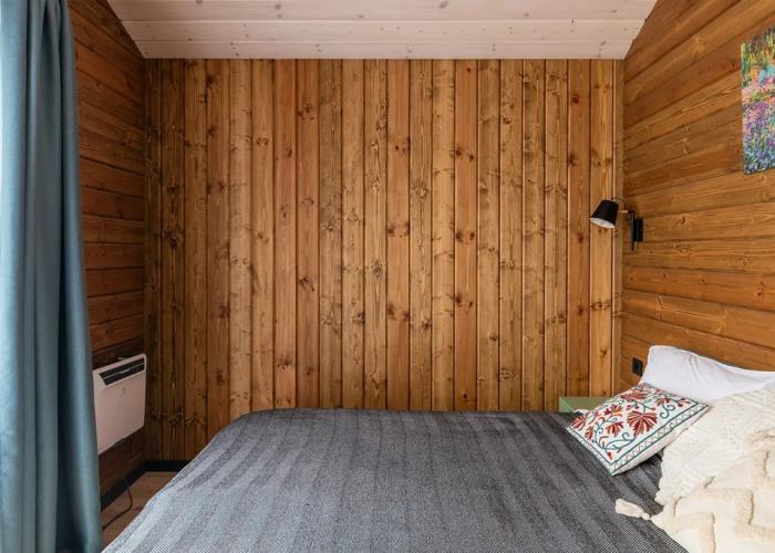 Zeleny Lug Private house