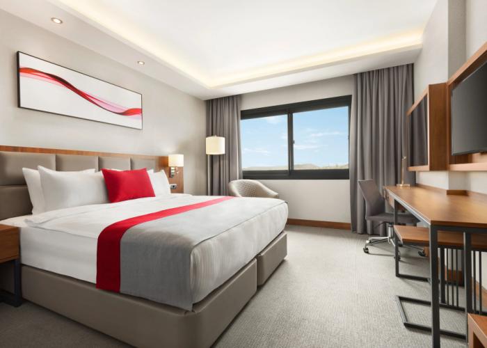 Ramada by Wyndham Izmir Aliaga Hotel