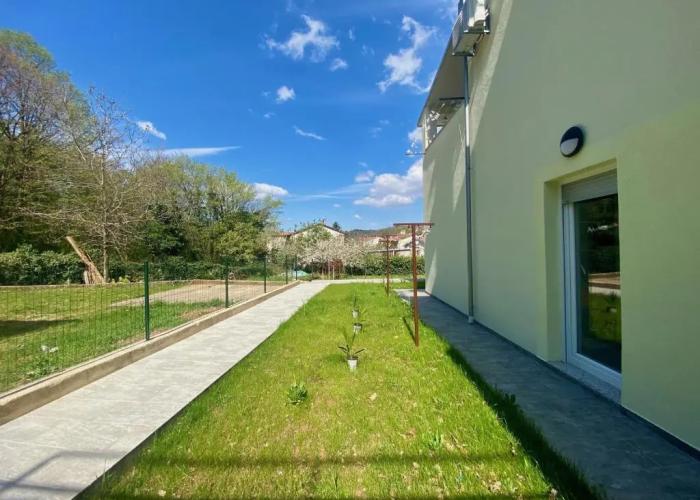 Vert Apartment