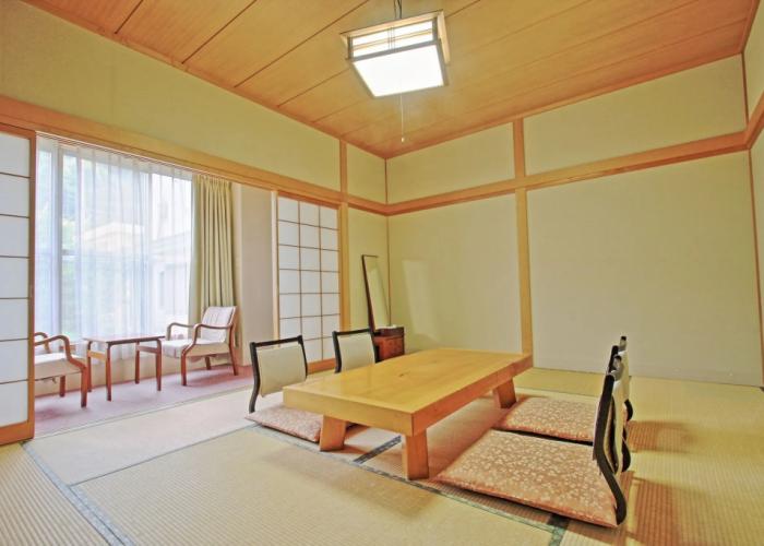 Honjin No Yado Yanagi No Yu