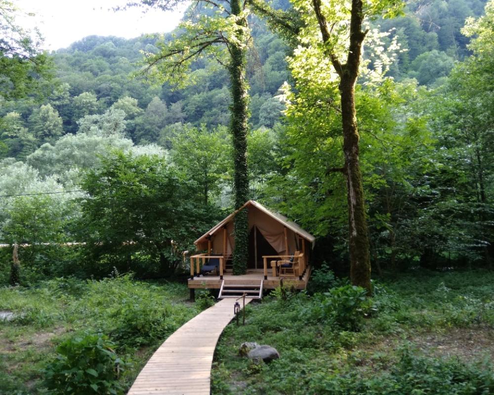 LES Glamping and SPA