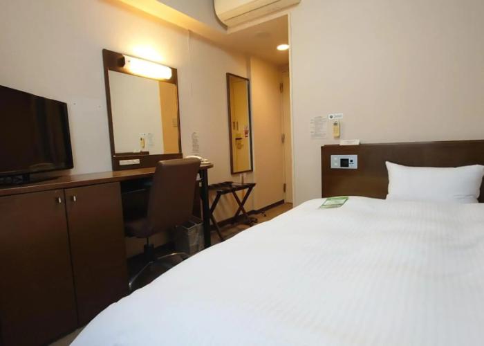 Hotel Route-Inn Aomori Chuo Inter