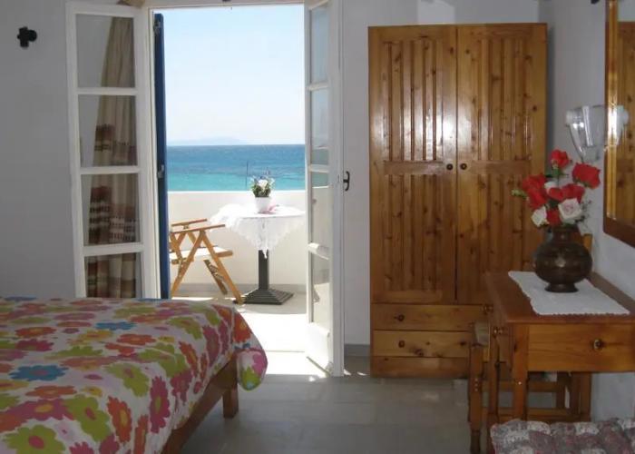 Aronis Plaka Naxos