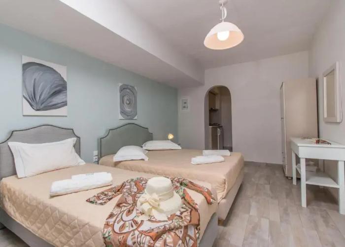 Almiriki Naxos Beachside Living