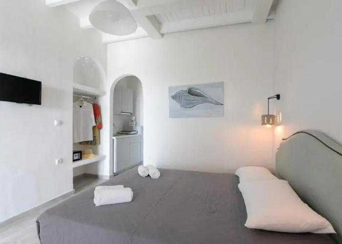Almiriki Naxos Beachside Living