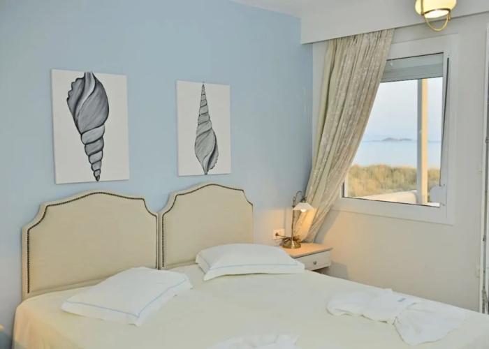 Almiriki Naxos Beachside Living