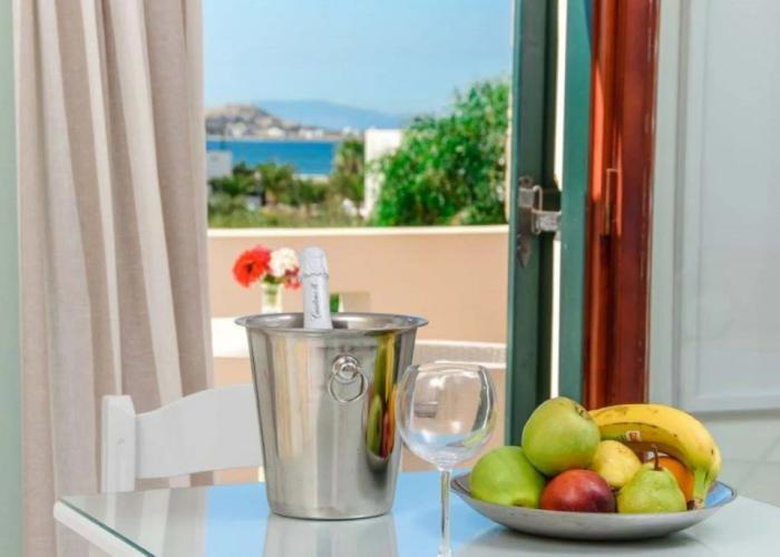 Plaka Hotel I