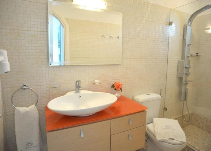 Medusa Beach Resort and Suites