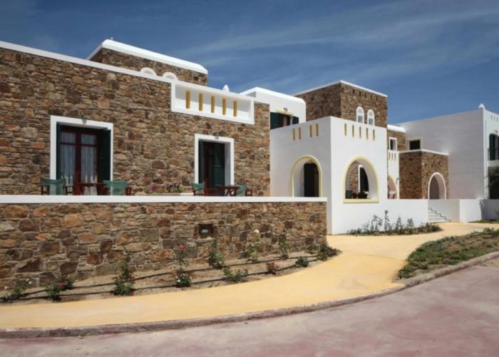 Plaka Hotel II