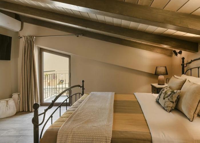 Paramithenio Village Beach Resort & Spa