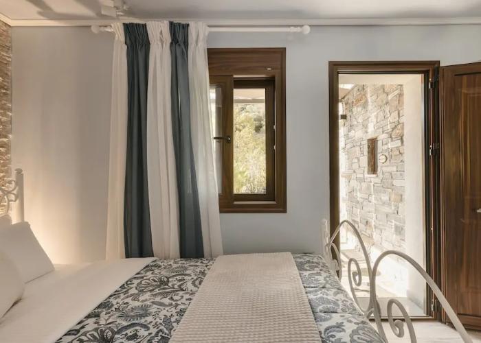Paramithenio Village Beach Resort & Spa
