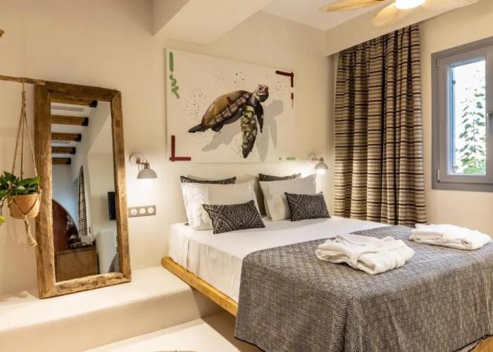 Artemis Hotel
