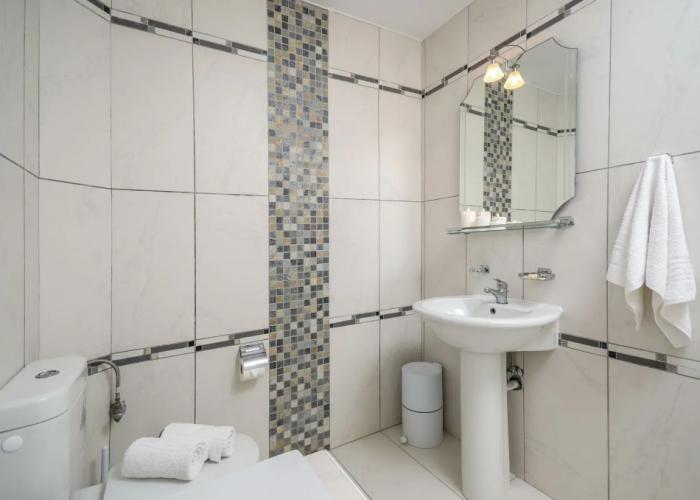 Agia Anna Studios & Apartments