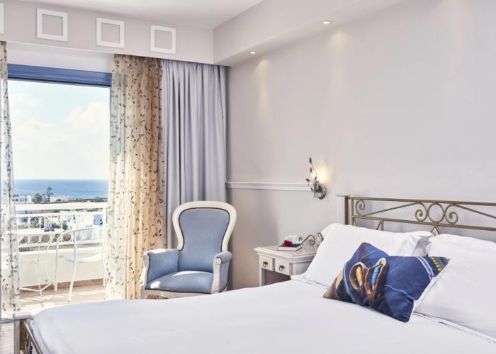 Lagos Mare Hotel