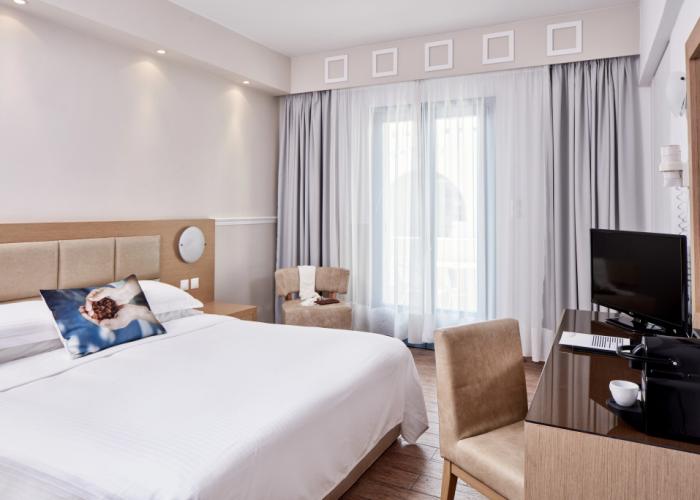 Lagos Mare Hotel