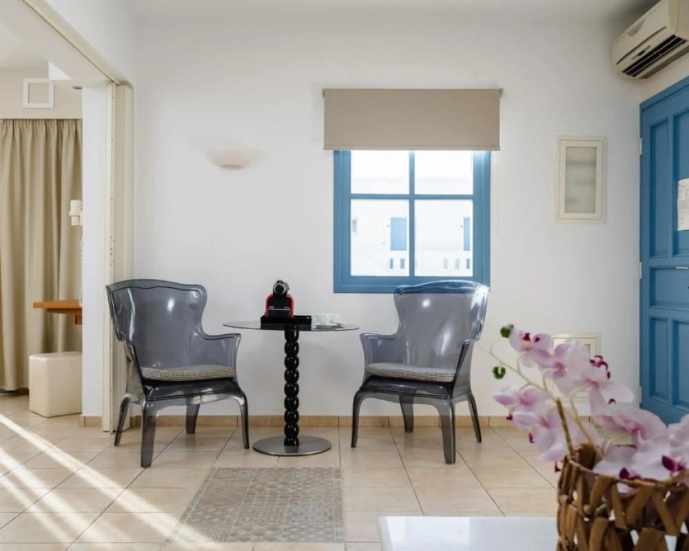 фото Mitos Suites