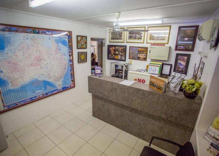 Fourth Avenue Motor Inn