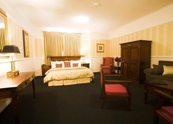 Redearth Hotel