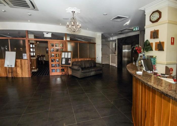 Redearth Hotel
