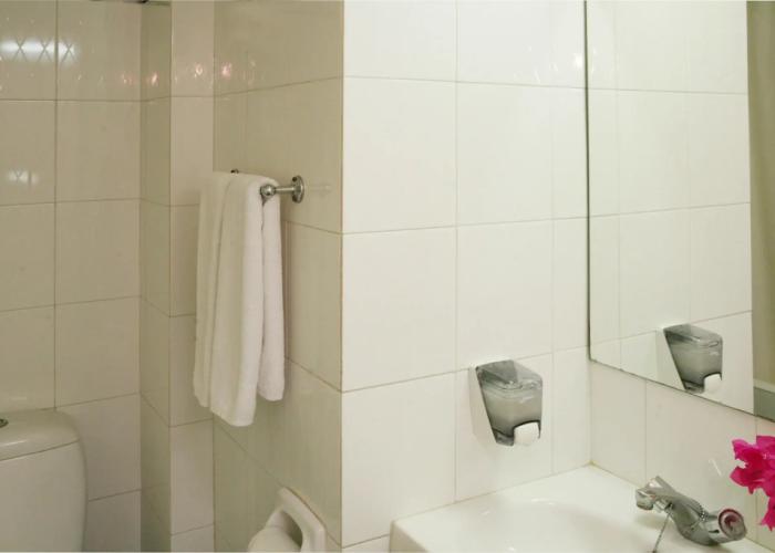 Navarria Hotel