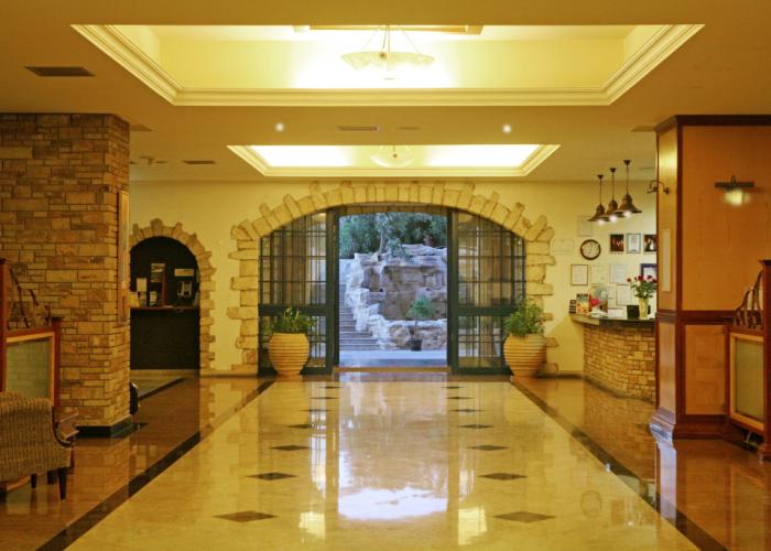 Navarria Hotel