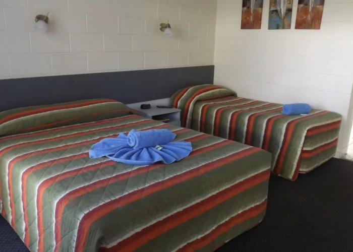 Central Point Motel