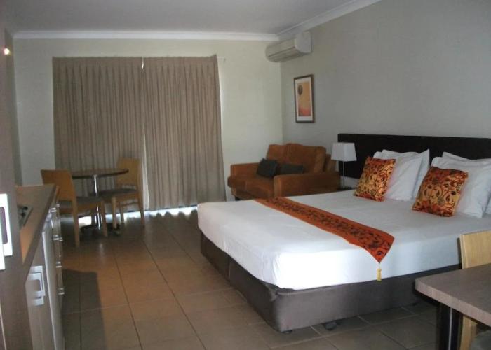 Spinifex Motel & Serviced Apartments