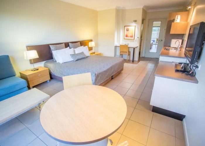 Spinifex Motel & Serviced Apartments