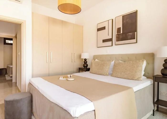 Sanders River Plaza Limassol Apartment
