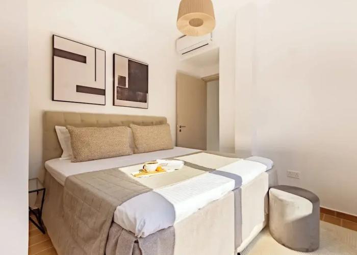 Sanders River Plaza Limassol Apartment