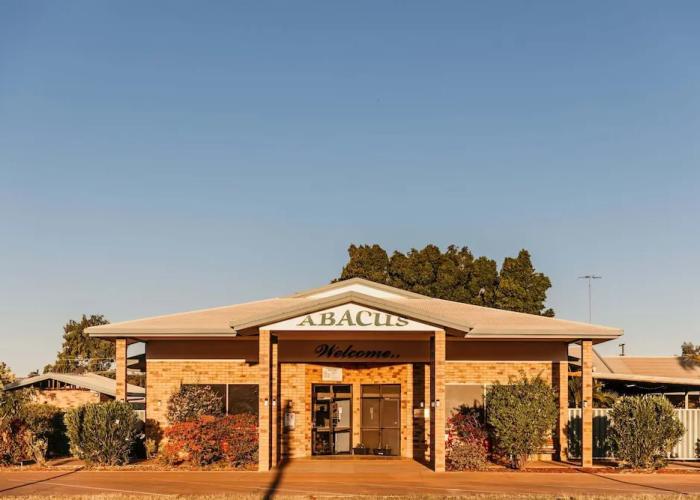 Abacus Motel