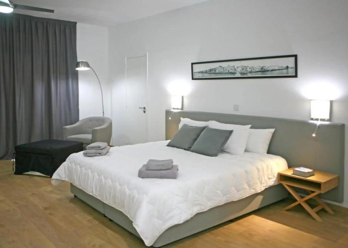 Corina Suites and Apartments