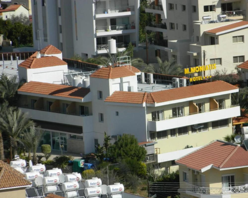 Moniatis Hotel