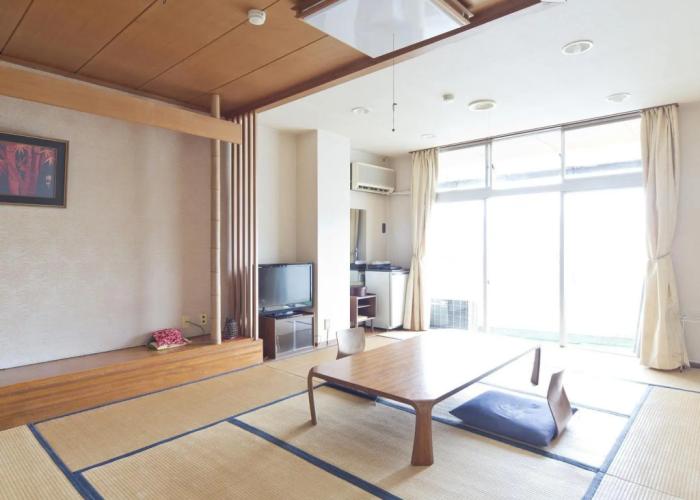 Kameyama Onsen Hotel