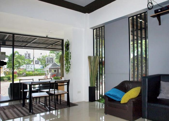 Grand Esie Service Apartment
