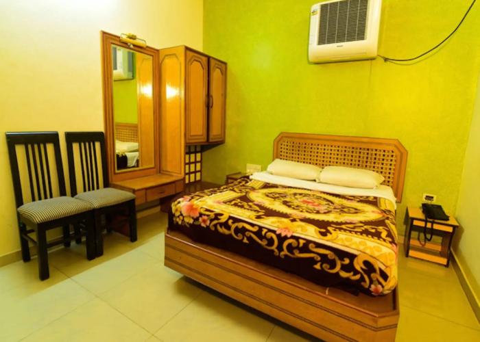 Hotel Ashlesh
